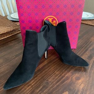 SOLD. Tory Burch Dorset Boots, 8.5, Black